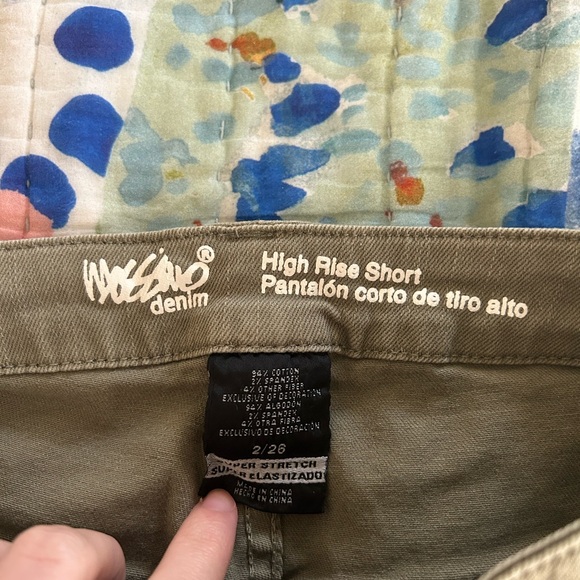 Mossimo High Rise Shorts - Picture 4 of 4